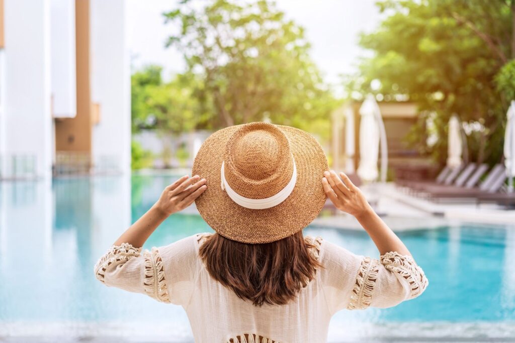 woman-outside-in-the-heat-by-the-pool